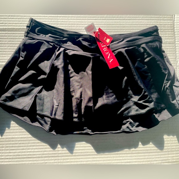 2/$30 Merona swim skirt skirtini black size small - Picture 2 of 8
